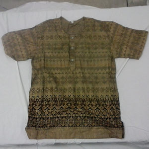 Ikat print shirt S/S artisan Sm EUC